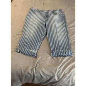 Bandolino Women Capri Size 14 Blue Denim White Striped